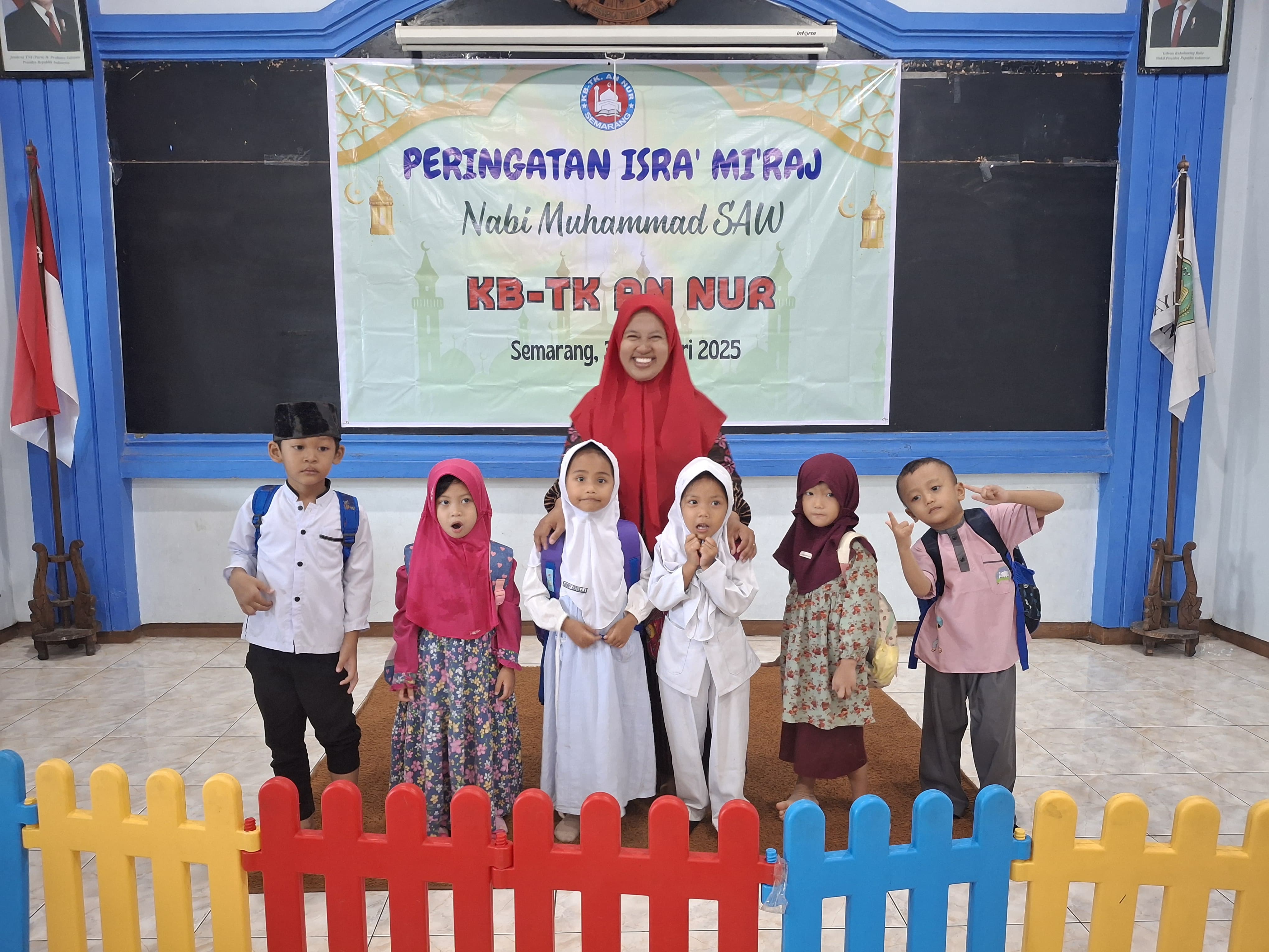 Foto Bersama Kelas AR-RAHIM A